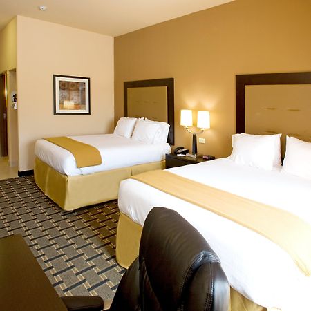 Holiday Inn Express And Suites Beeville By Ihg Quarto foto